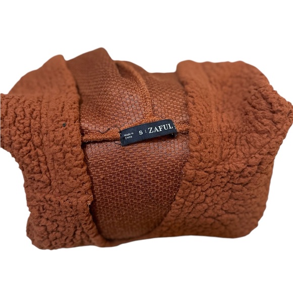 Zapul Women Rusty color CROP Hoodie sweater Size Small. - Picture 6 of 12